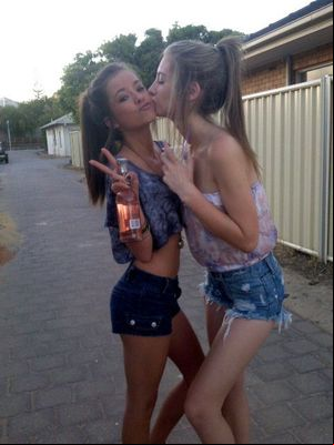 ENDLESS SUMMER NIGHTS -